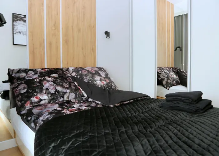 Komfortowy W Warszawie, Bemowo, Lazurowa, Blisko Metra ワルシャワ